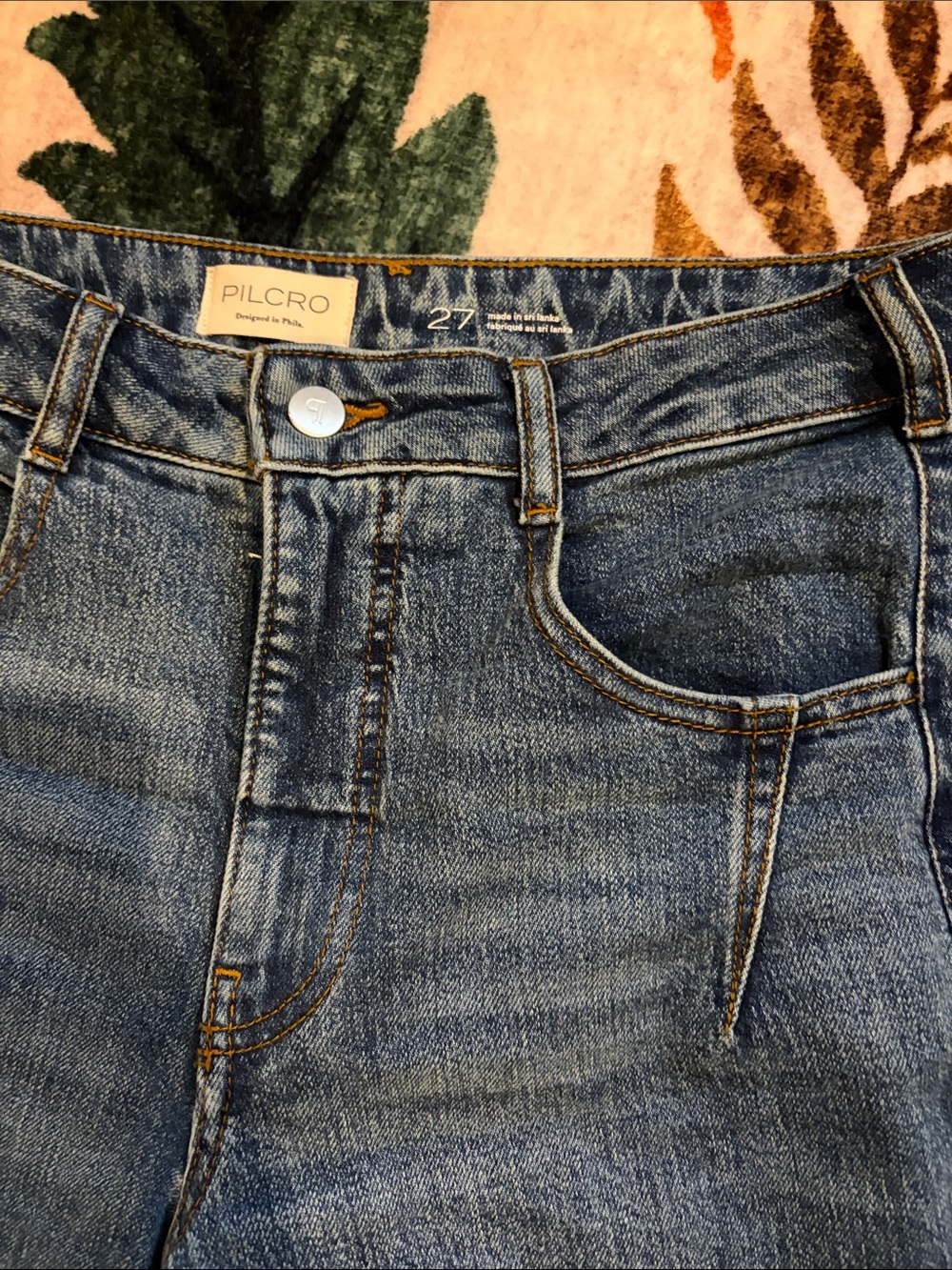 Pilcro Two-Tone Wide-Leg Denim Jeans - Blue - Picture 3 of 6